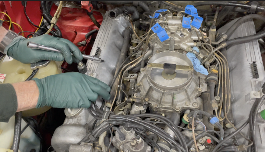 How to Install New Fuel Injectors in a 450 M117 Engine ON DEMAND